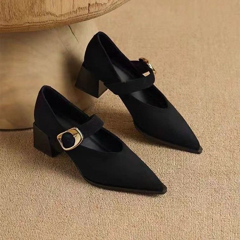 Women Vintage Mary Jane Block  - đánh giá và giá Vintage Fashion Online